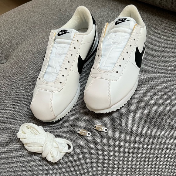 Nike Cortez White and Black Sneakers - Picture 2 of 9
